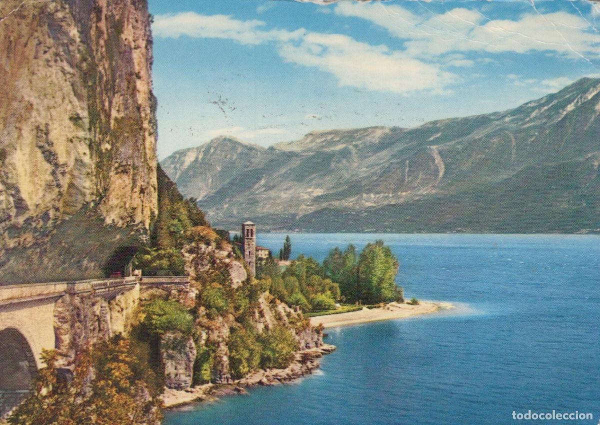 Cartoline: Italy Lago Garda Landscape Mountains Lago Strada Costiera Posted *YAK435