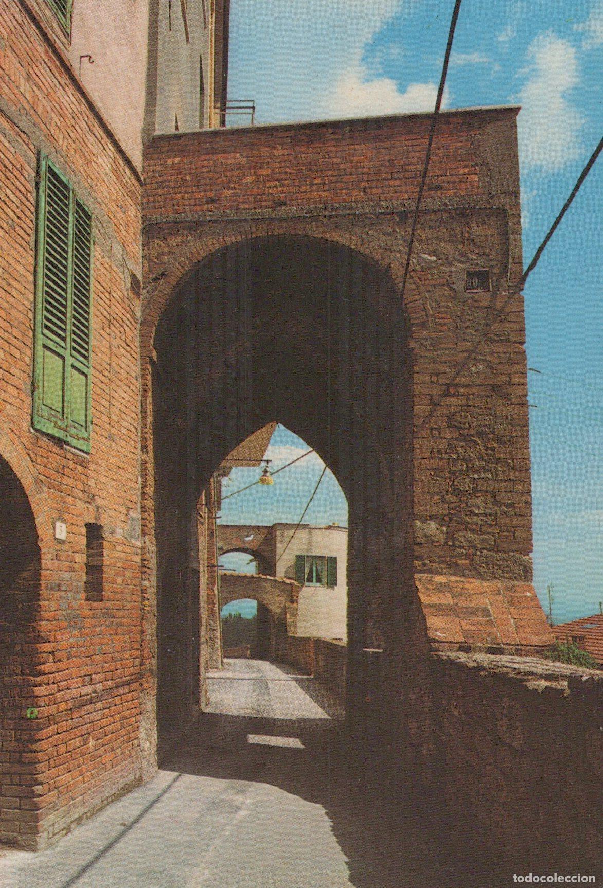 Cartes Postales: Italy Chianciano Terme Centro Storico Via Delle Mura Archi Unposted *YAK850