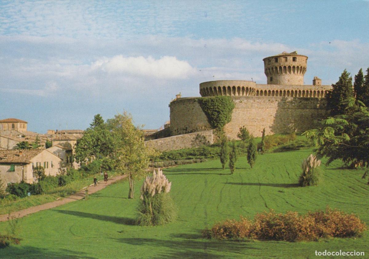 Cartoline: Italy Volterra Medici Fortress and Archaeological Park Unposted *YAM190