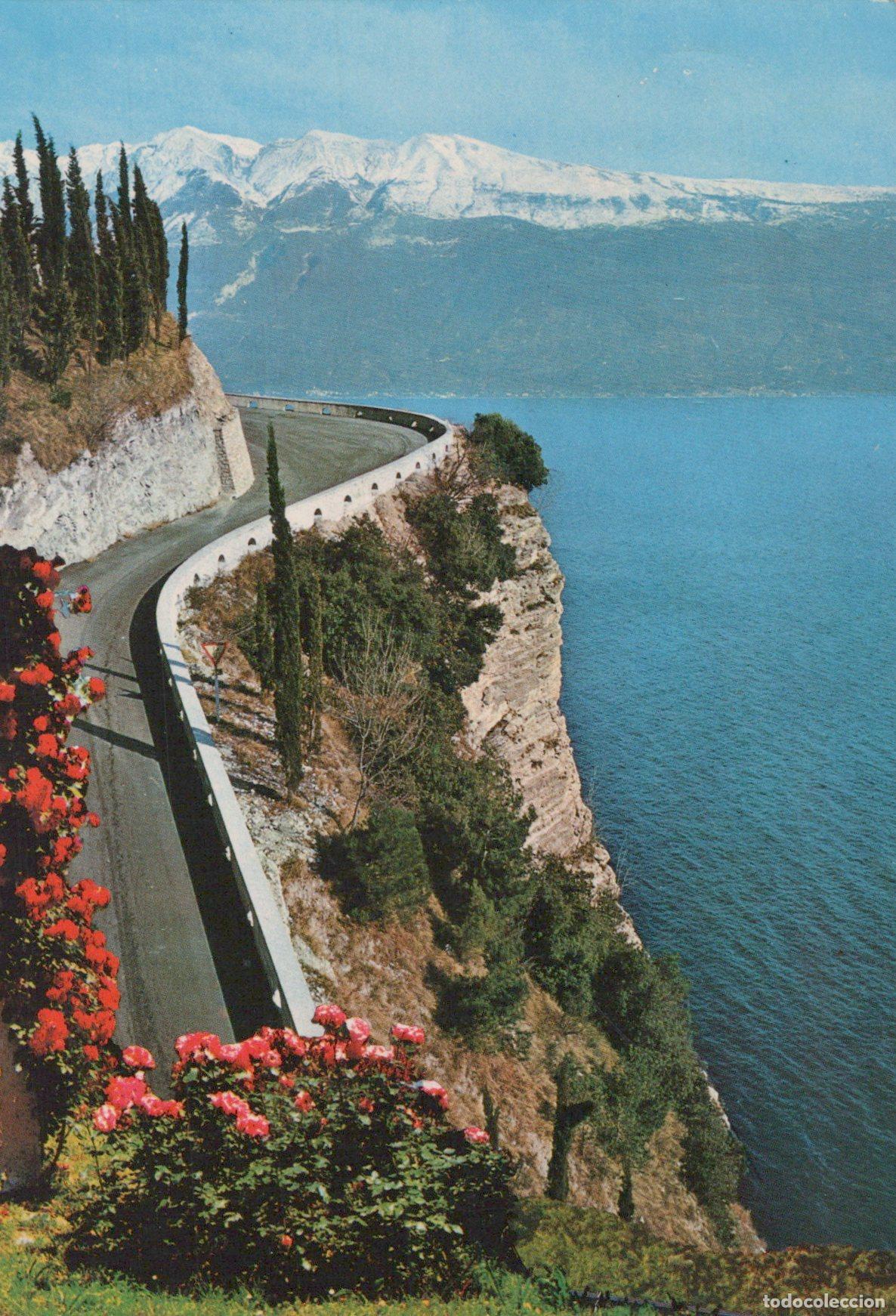 Cartoline: Italy Lake Garda Western Gardesana Road With Mount Baldo in Background *YAM137