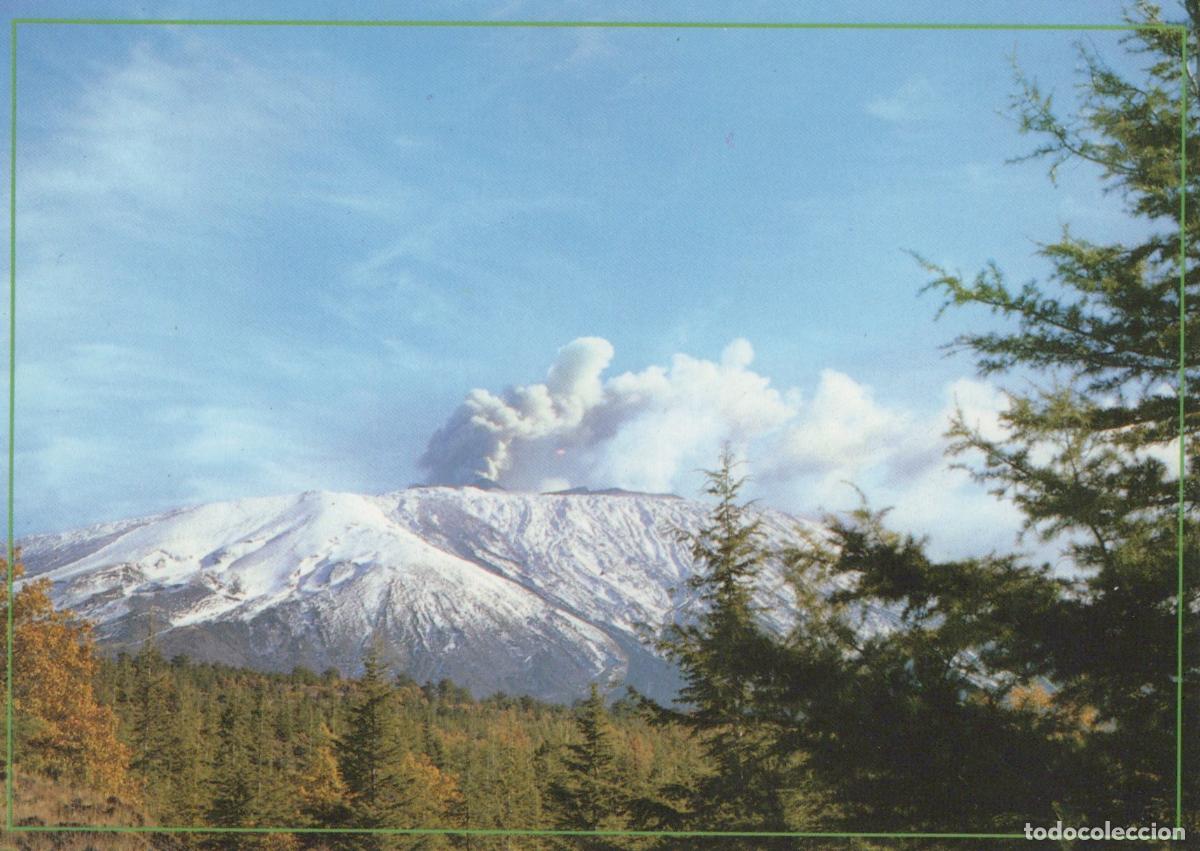 Cartoline: Italy Catania Sicily Mount Etna Volcano Eruption Snow Covered Unposted *YAM194