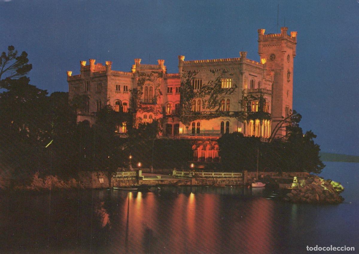 Cartoline: Italy Trieste Miramare Castle Sound and Light Show At Night Unposted *YAM200