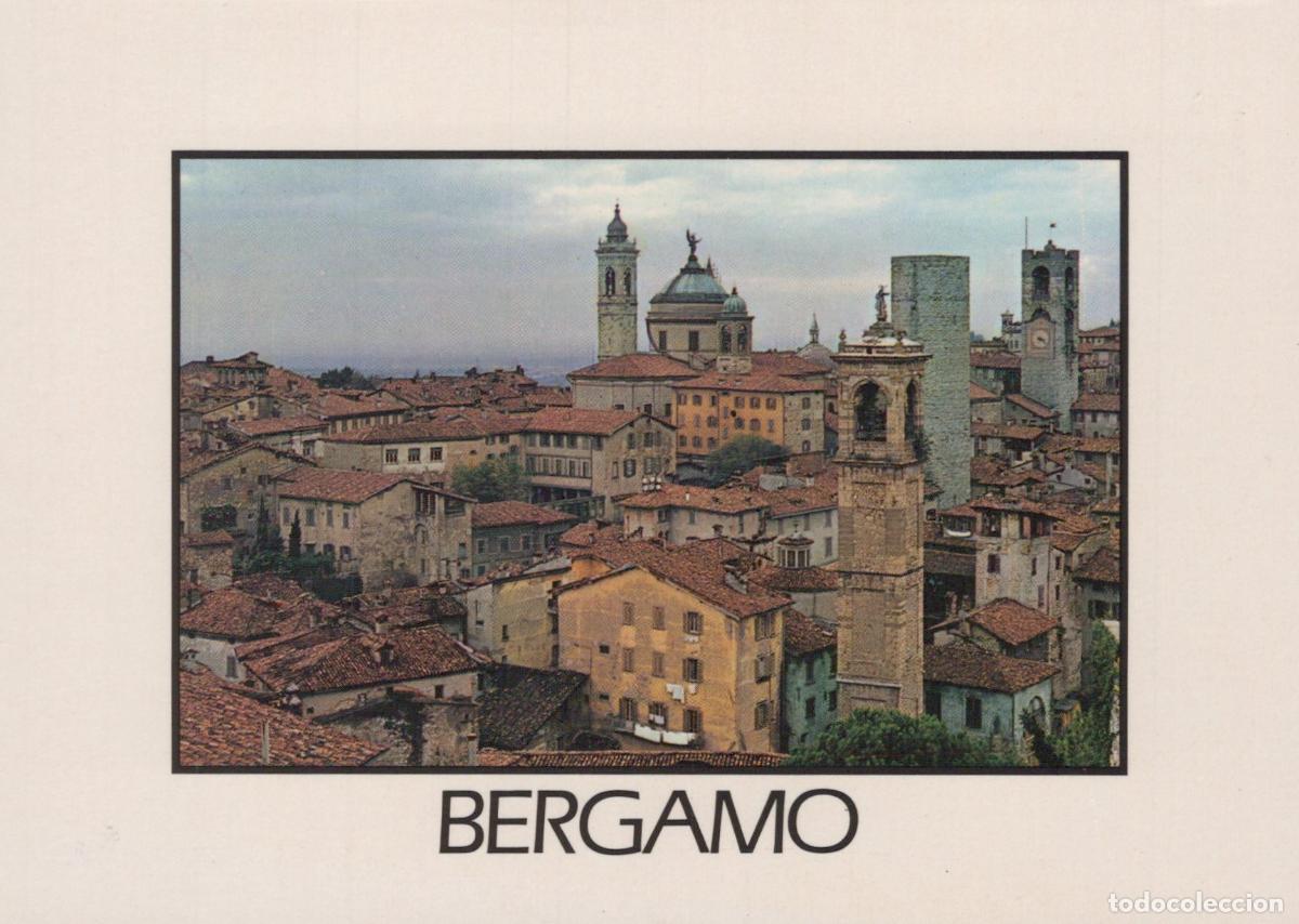 Cartes Postales: Italy Bergamo Citt&agrave; Alta Historic Buildings Rooftops Cityscape Unposted *YAM156