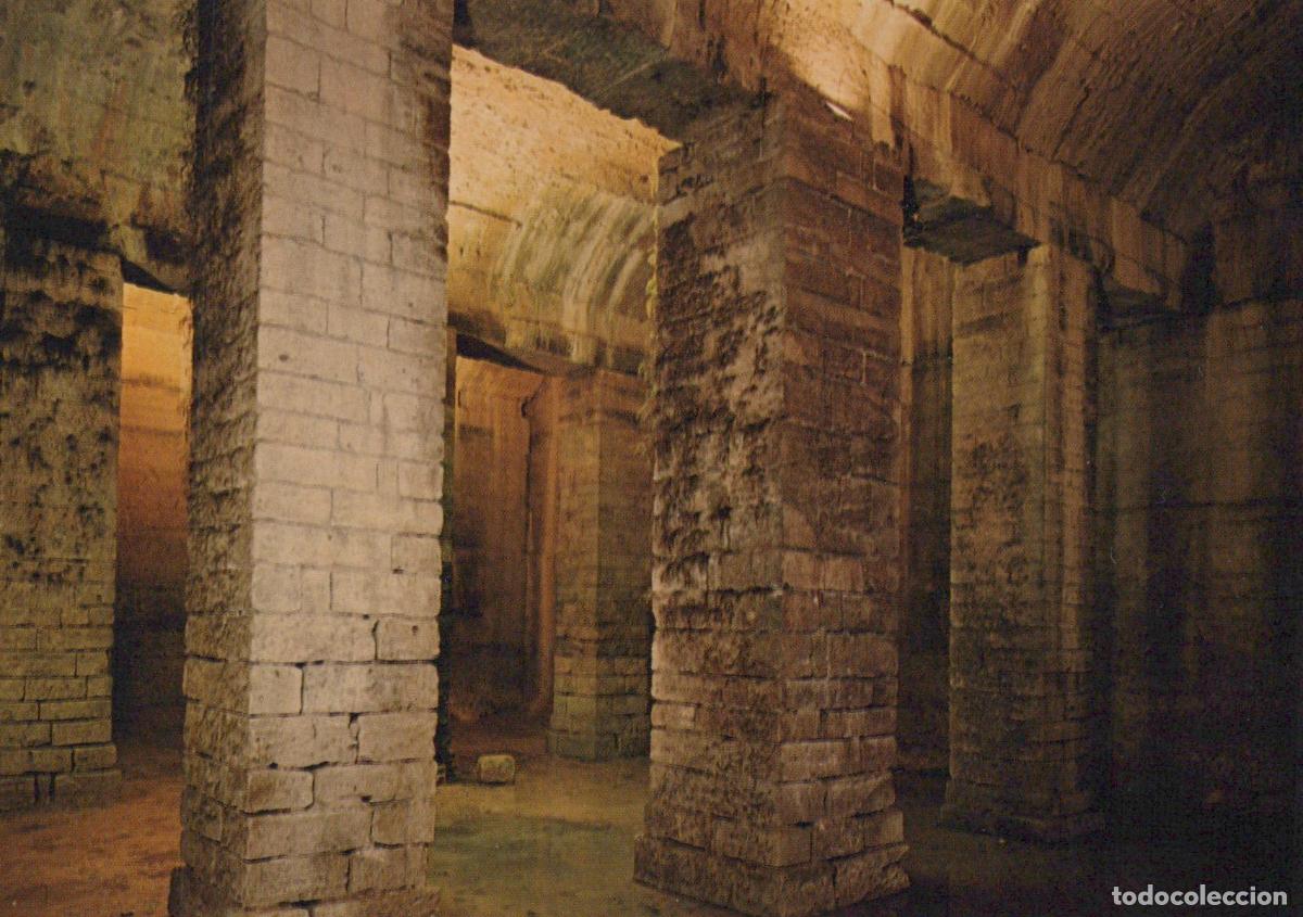 Postales: Italy Volterra Roman Basin Ancient Underground Architecture Unposted *YAM177
