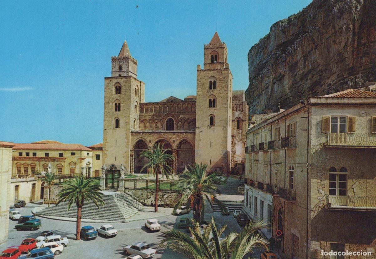 Postales: Italy Cefalu The Cathedral IL Duomo Architecture Palm Trees Unposted *YAM182