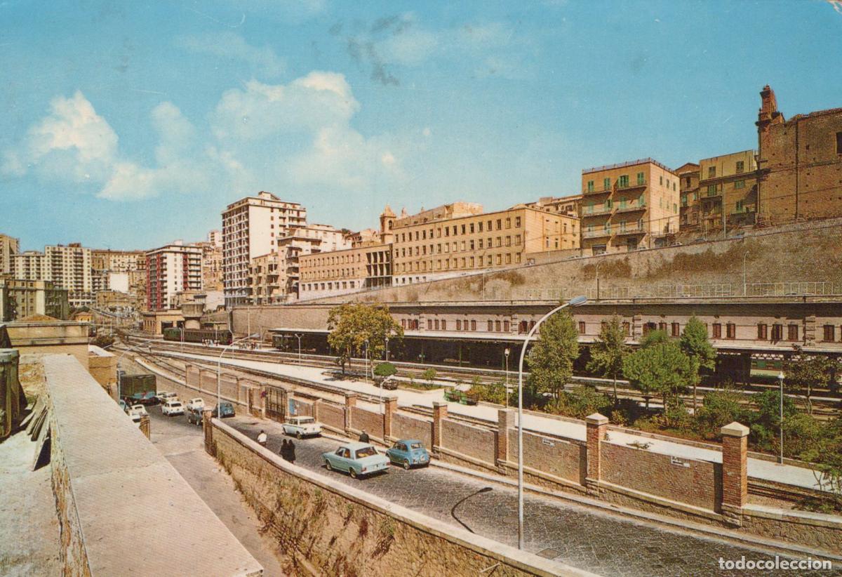 Postales: Italy Agrigento Via Acrone Street With Cars and Buildings *YAM268