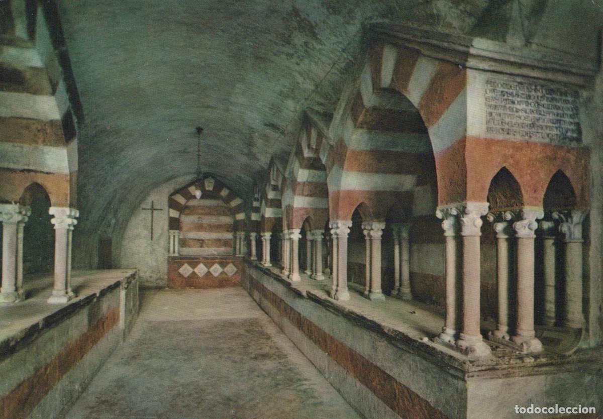 Cartes Postales: Italy Camogli S Fruttuoso DI Tomb of the Doria Family Crypt Unposted *YAM301