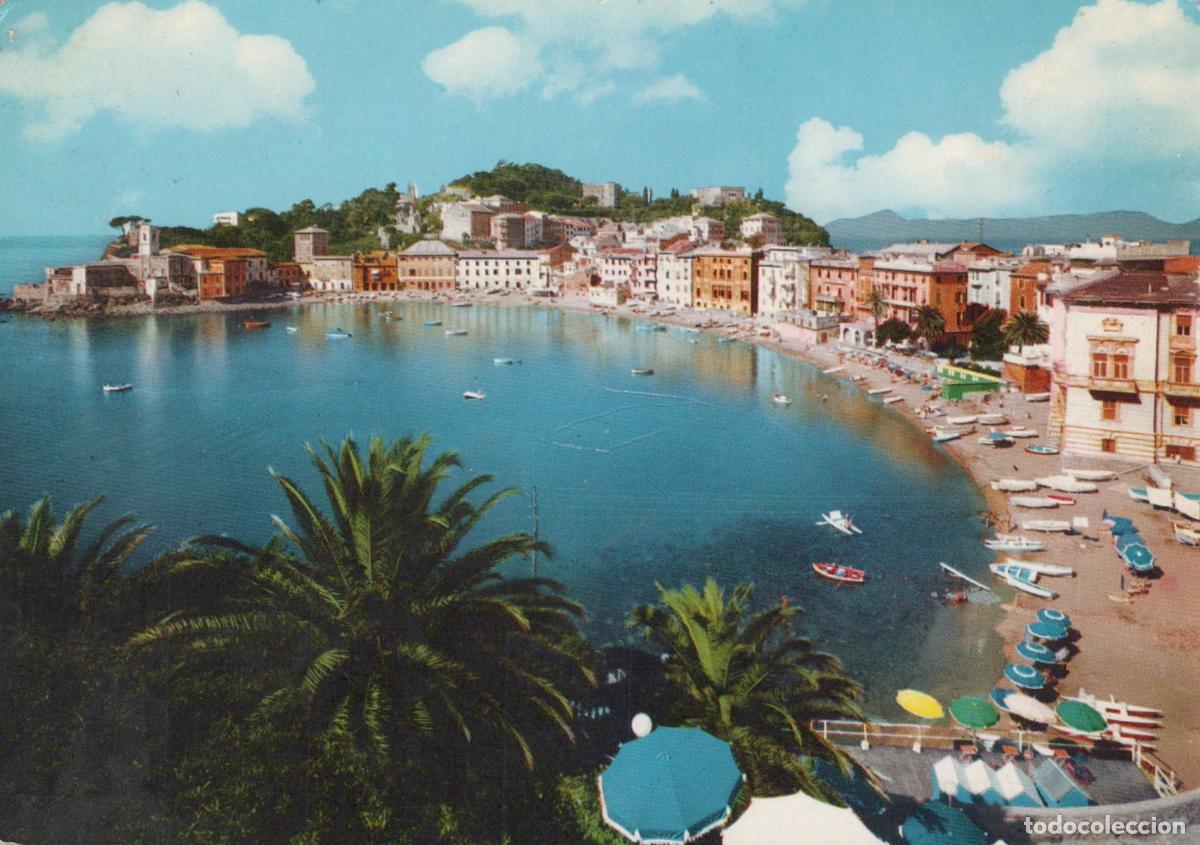 Postales: Italy Sestri Levante Bay of Silence Coastal Town With Beach and Boats *YAM340