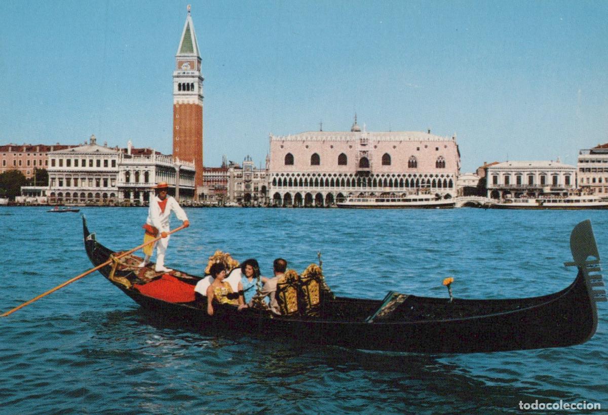 Postales: Italy Venice St Mark S Dock Panorama With Gondola and Gondolier Unposted *YAM489