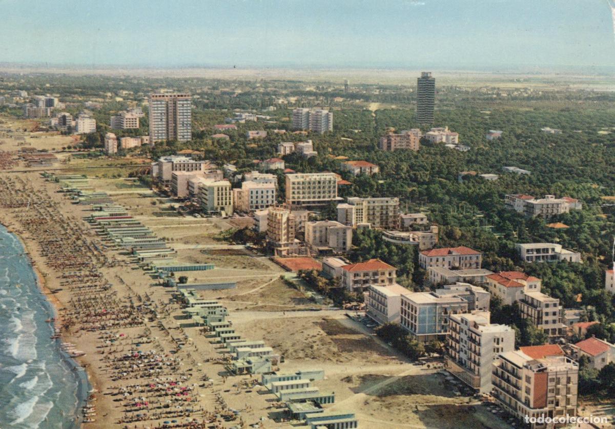 Cartoline: Italy Milano Marittima Panoramic View of Beach and Coastal Hotels *YAM518