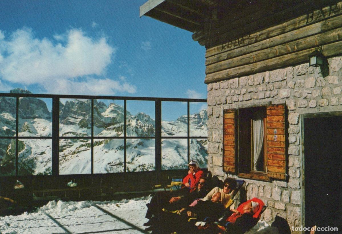 Postais: Italy Cima Paganella Rifugio la Roda Skiers Relaxing Unposted *YAM804