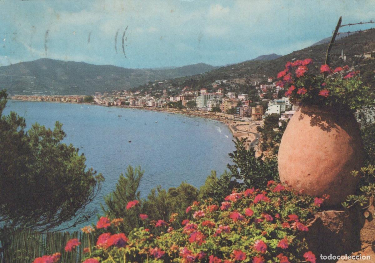 Postales: Italy Alassio Panoramic View of the Bay With Flowers and Mountains *YAM968