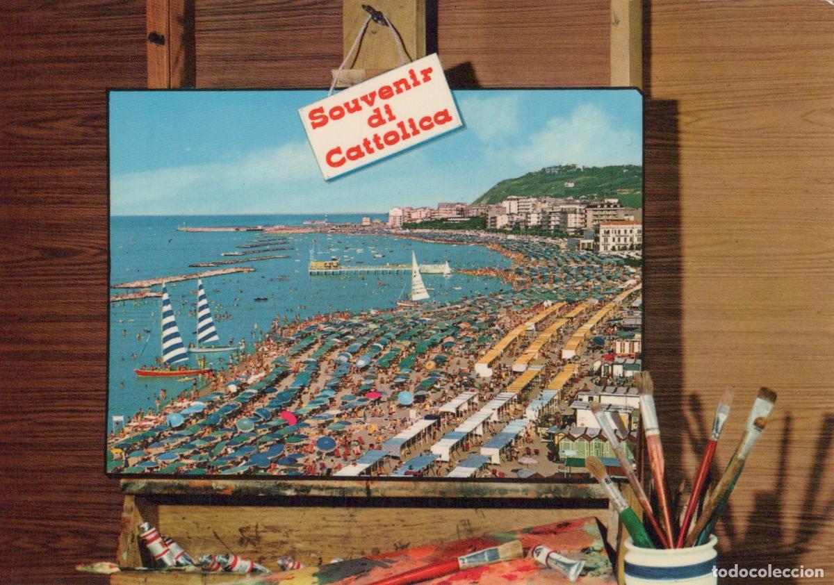 Postkarten: Italy Cattolica Souvenir DI Crowded Beach With Umbrellas and Unposted *YAN158