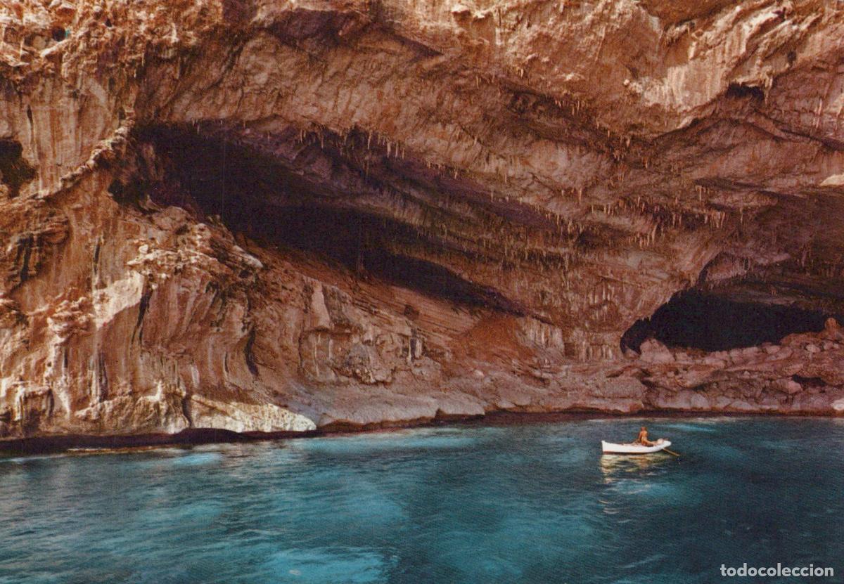 Postcards: Italy Arbatax Sardinia Monte Santo Grotto Dei Colombi Cave With Rowboat *YAN224
