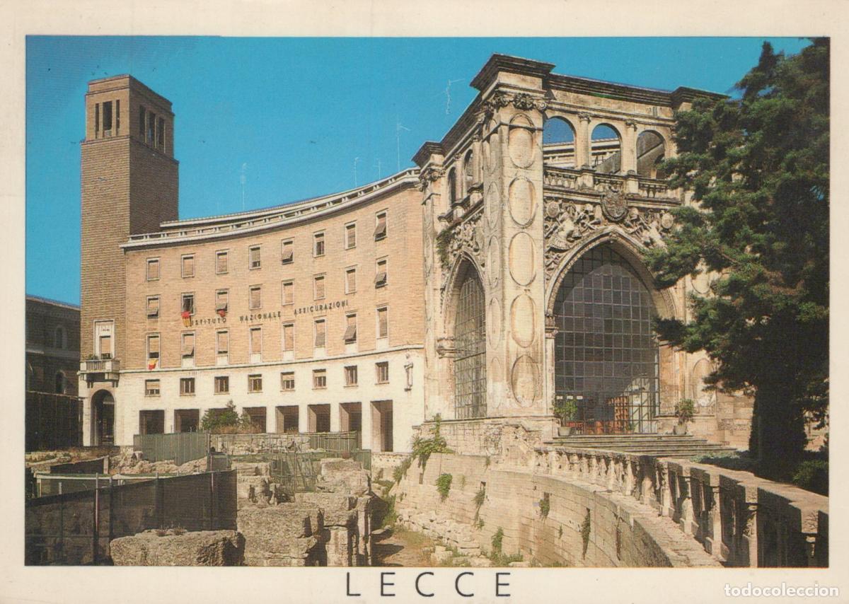 Postcards: Italy Lecce Roman Amphitheater and Sedile View Architecture *YAN399