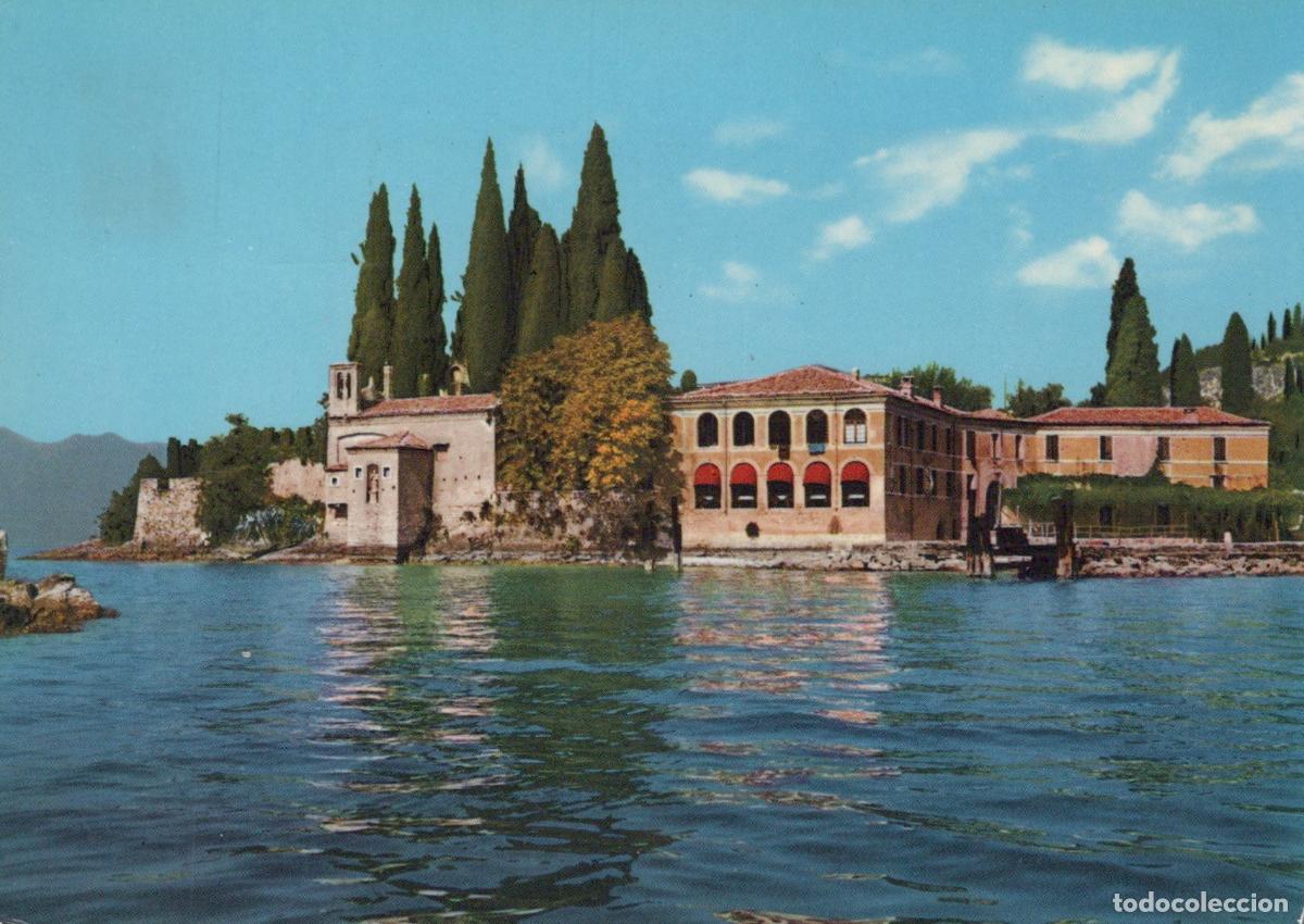 Postcards: Italy Lake Garda Punta San Vigilio Historic Buildings and Cypress Trees *YAN287
