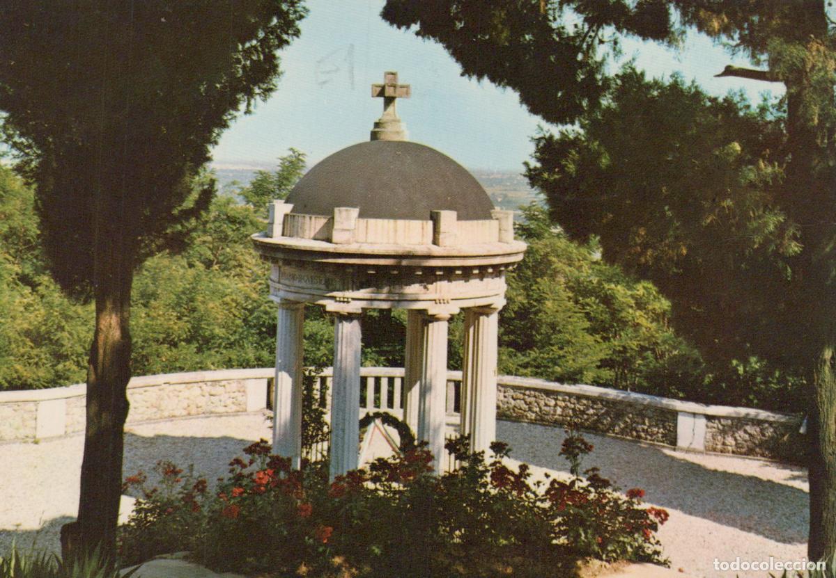 Cartoline: Italy Nervesa della Battaglia Monument To Hero M D O Baracca Unposted *YAN381