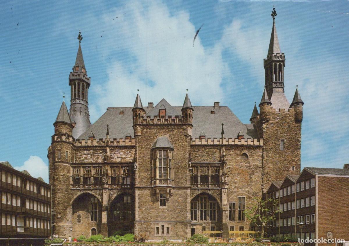 Postais: Germany Aachen City Hall With Two Prominent Towers and A Blue Sky *YAN554