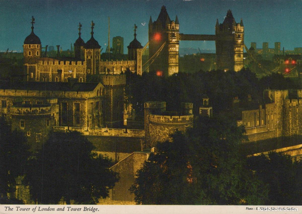 Postais: United Kingdom London Tower of London and Tower Bridge Night Unposted *YAN605