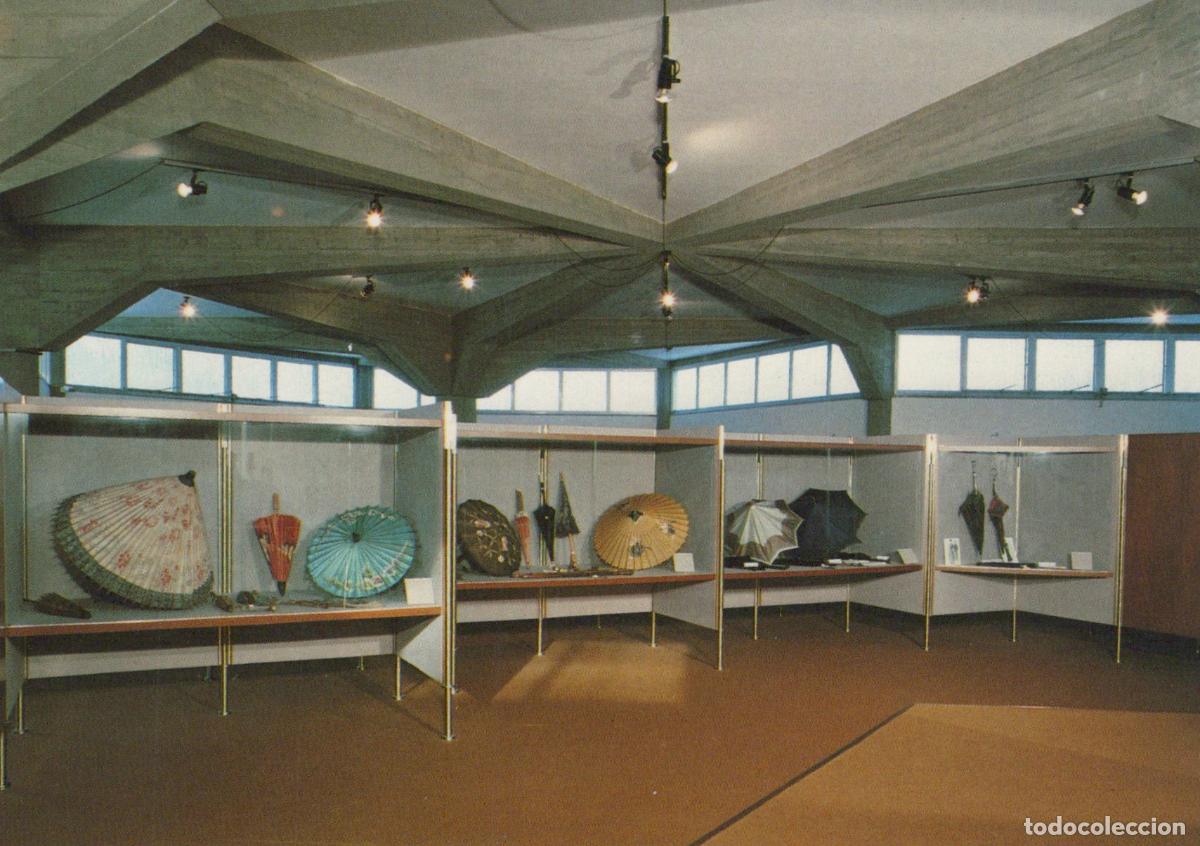 Postais: Italy Gignese Umbrella Museum Interior Display of Historic Unposted *YAN618