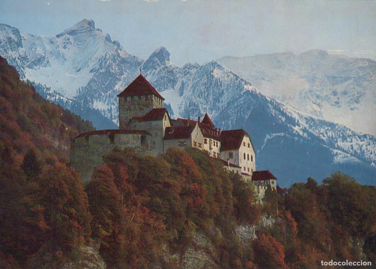 Cartoline: Liechtenstein Vaduz Castle in Autumn With Snow Capped Alps Unposted *YAN683