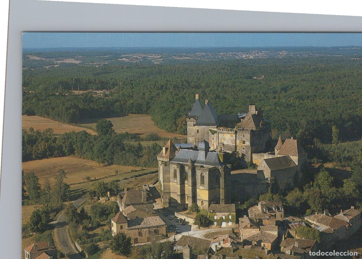 Cartoline: France Biron Panoramic View of Ch&acirc;teau and Village Unposted *YAN718