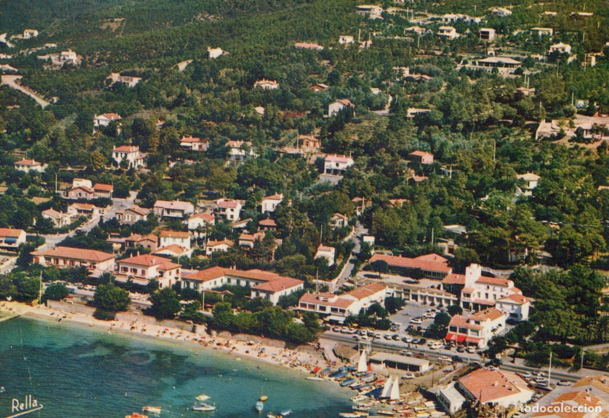 Postcards: France Les Issambres Aerial View of Beach Port and Hotel Proven&ccedil;al *YAN724