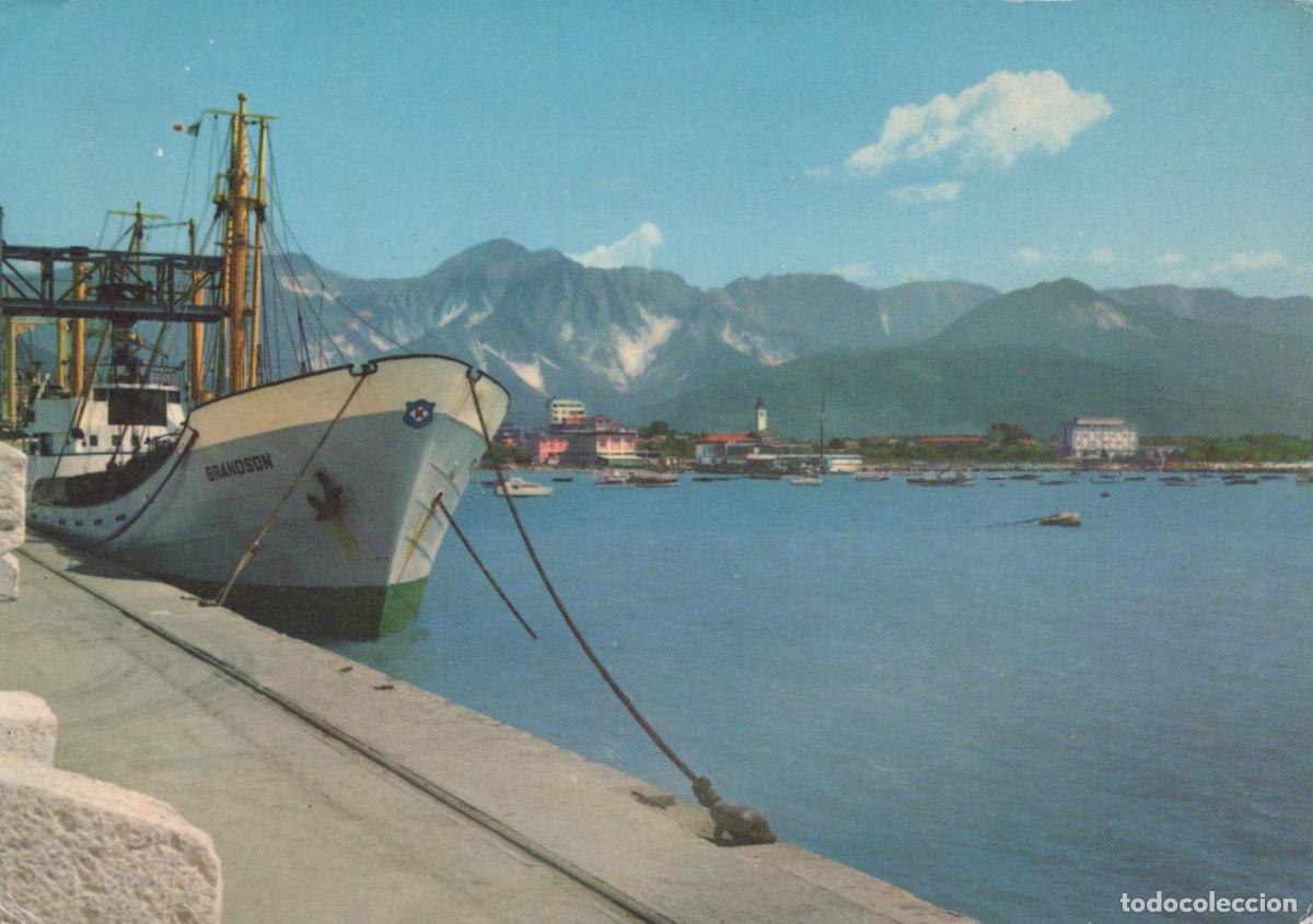 Postcards: Italy Marina DI Carrara Grandson Ship in Harbour Mountains Seascape *YAN779