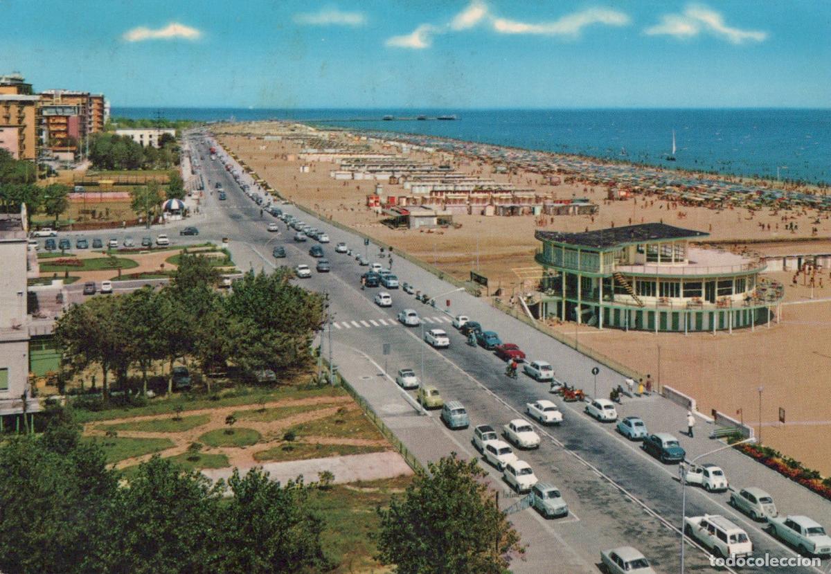 Cartes Postales: Italy Rimini Lungomare E Spiaggia Beachfront Promenade and Beach *YAN864