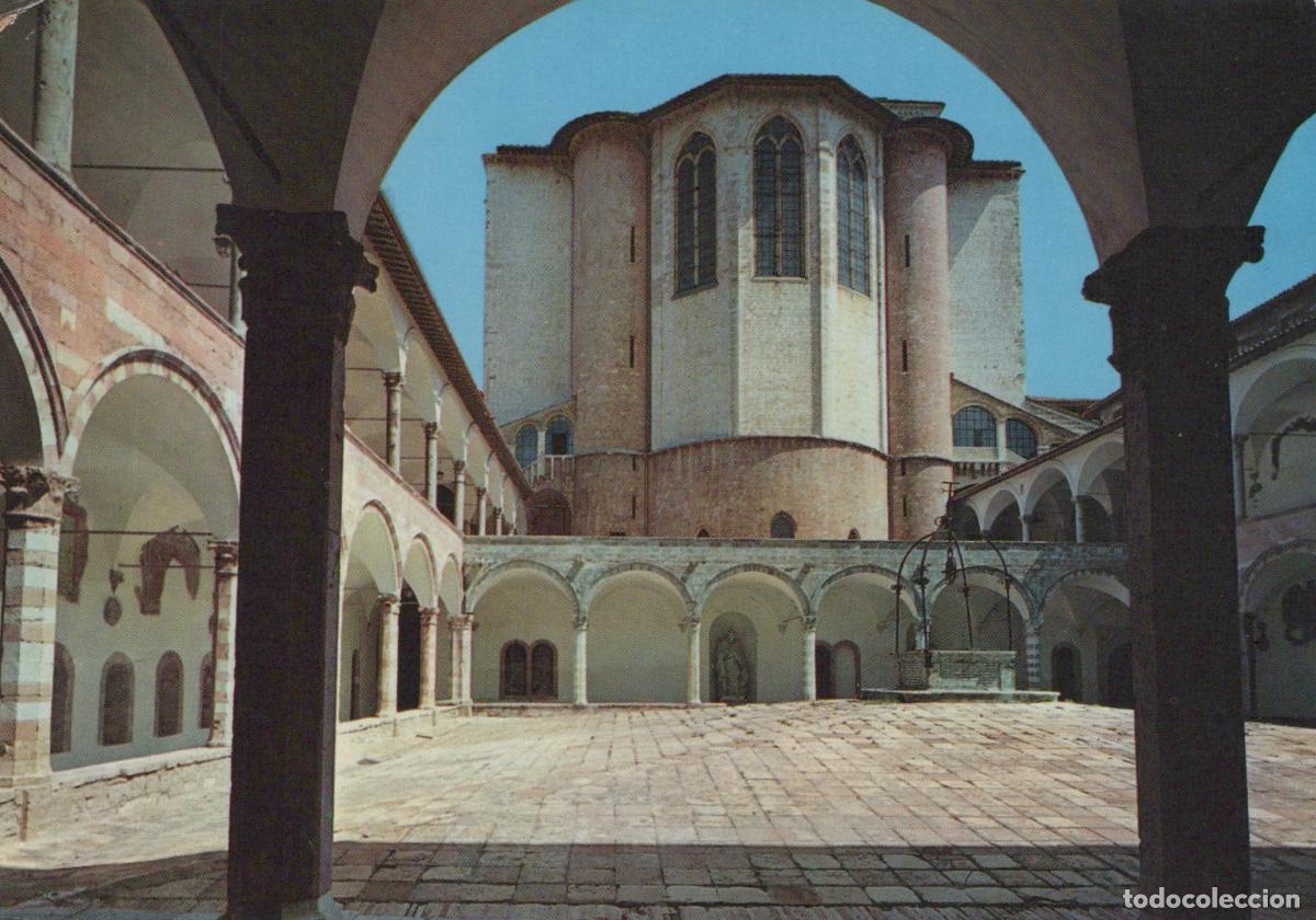 Postcards: Italy Assisi Basilica St Francis Cloister Sixtus IV Courtyard *YAN796