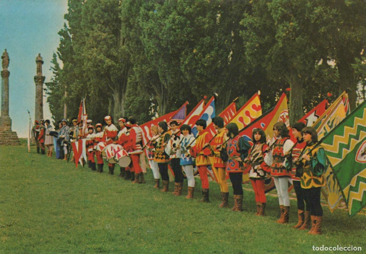 Postkarten: Italy Volterra Historical Group Avis Parade Traditional Unposted *YAP034