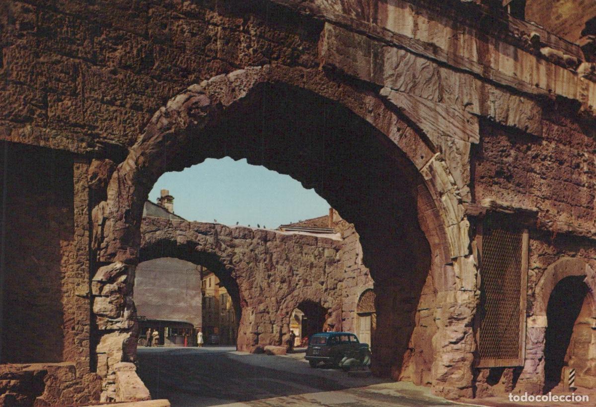 Postkarten: Italy Aosta Ancient Roman Praetorian Gates Historic City Unposted *YAP062