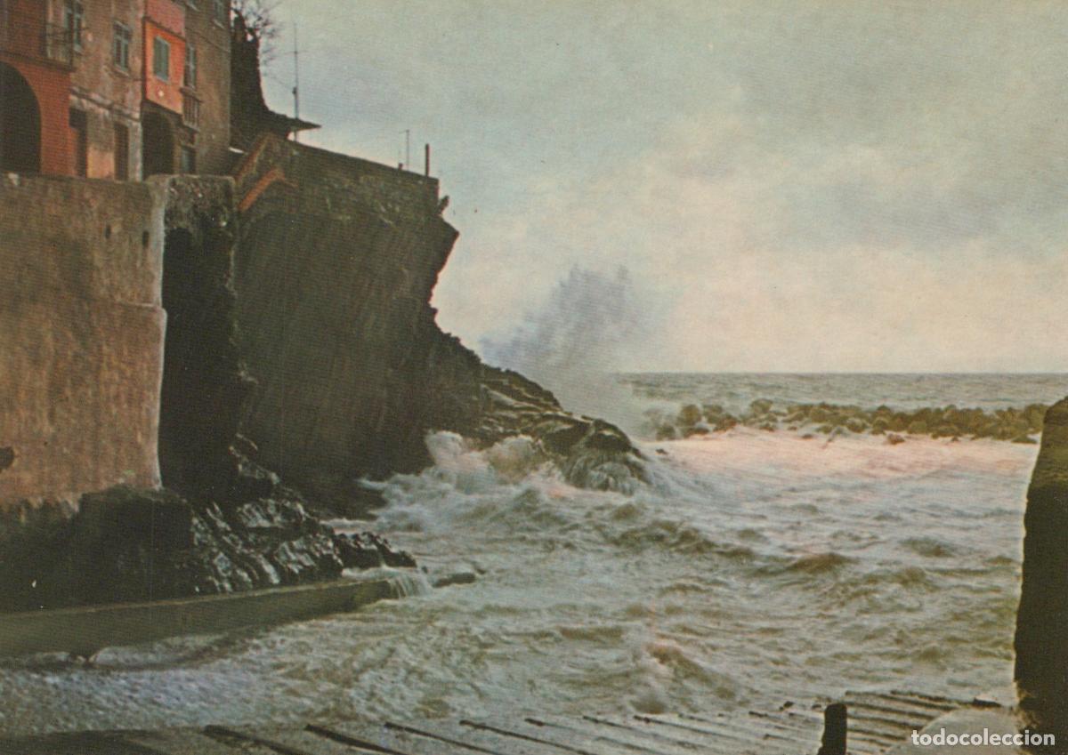 Postcards: Italy Cinque Terre Rough Sea Mareggiata Hoher Wellenschlag Unposted *YAP077