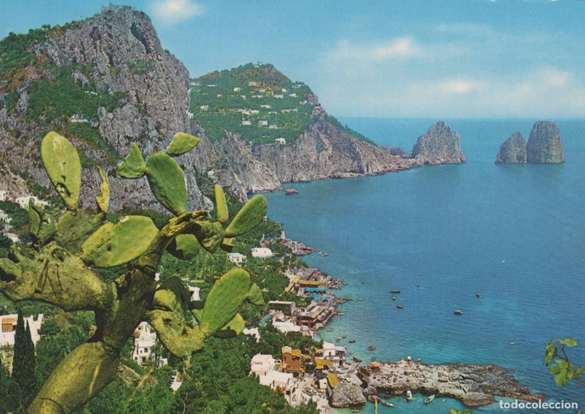 Postcards: Italy Capri Marina Piccola and Faraglioni Rocks Coastal Unposted *YAP217