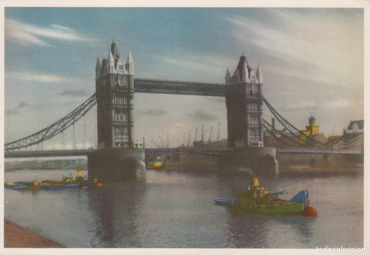 Cartes Postales: United Kingdom London Tower Bridge With Boats On Thames River Unposted *YAP175