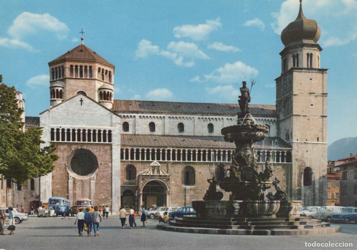 Cartes Postales: Italy Trento Duomo Cathedral and Neptune Fountain Architecture Square *YAP269