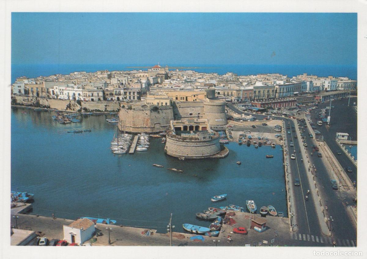 Postcards: Italy Gallipoli Panoramic View of Old Town and Harbor *YAP378