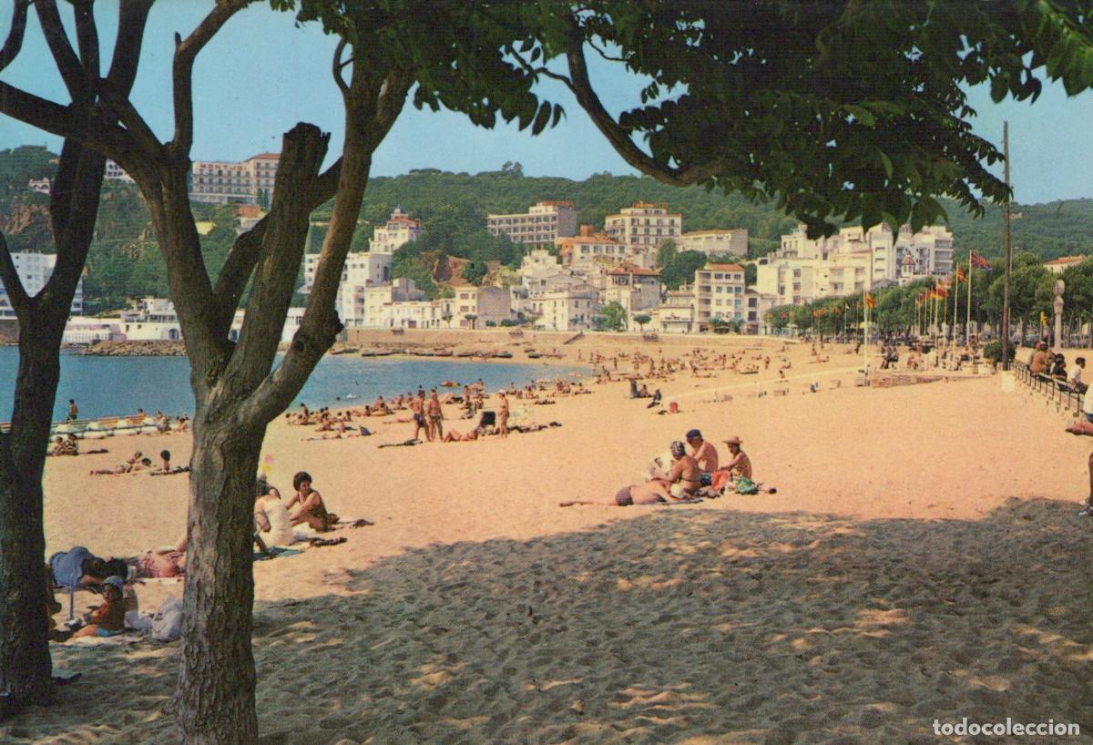 Cartes Postales: Spain Sant Feliu de Guixols Costa Brava Beach Scene People Sunbathing *YAP290
