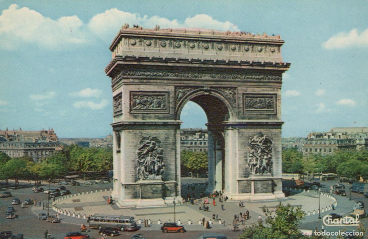 Postais: France Paris Arc de Triomphe Busy Traffic Circle Vintage *YAP540