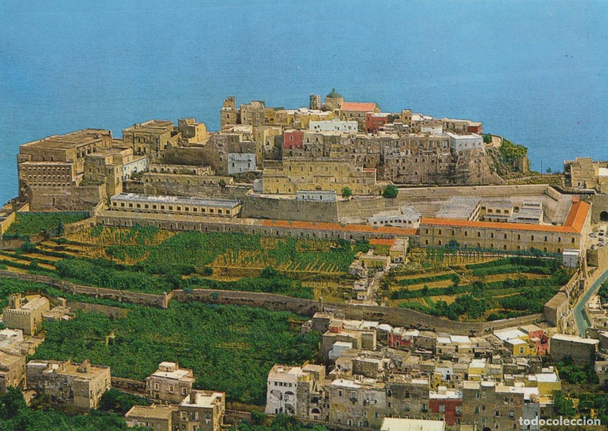 Postais: Italy Procida Aerial View of Abbazia DI S Michele and Aragonese Castle *YAP332