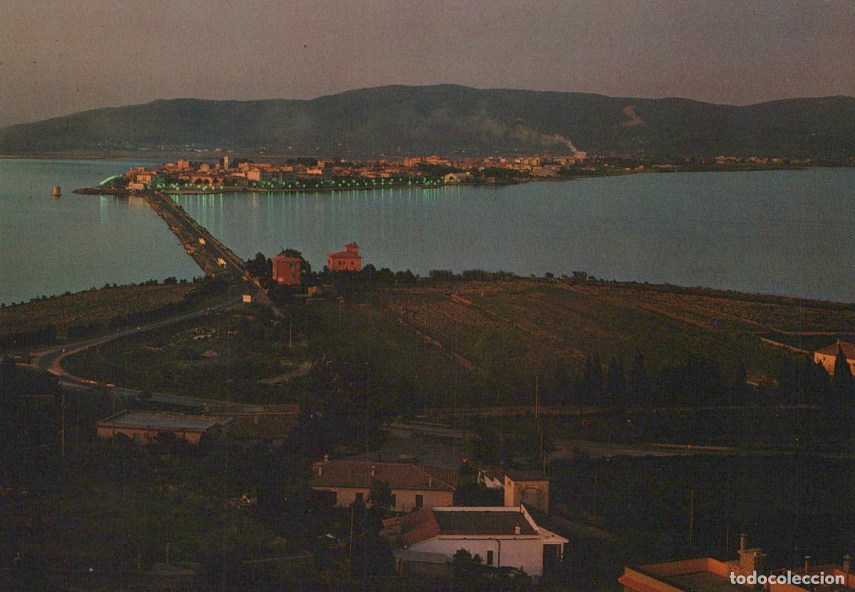 Postais: Italy Orbetello General View of Town and Lagoon At Dusk Unposted *YAP512