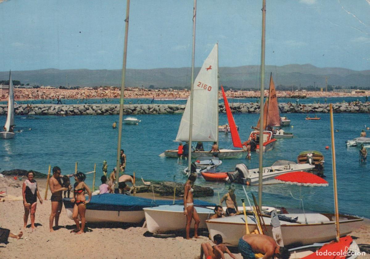 Postais: France Saint Aygulf French Riviera Beach With Sailboats and Swimmers *YAP536