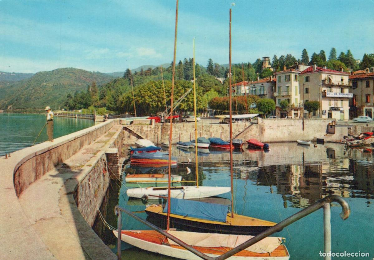 Postcards: Italy Luino Lake Maggiore Boats in Harbor Waterfront Buildings *YAP913