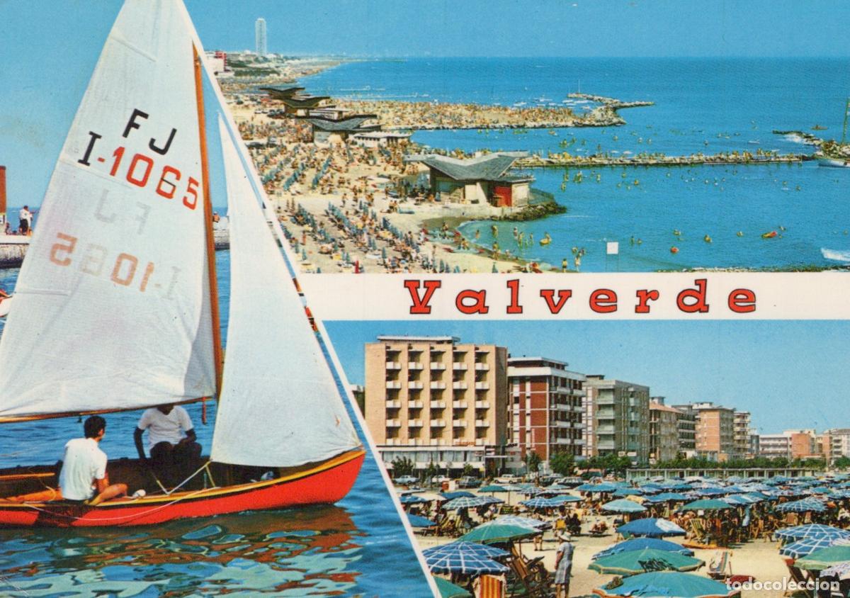 Cartes Postales: Italy Valverde Beach Resort Sailboat and Crowded Beach Scene *YAP751