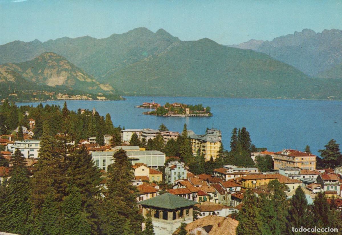 Postais: Italy Stresa Lake Maggiore Panoramic View of Town Isola Bella Unposted *YAP801