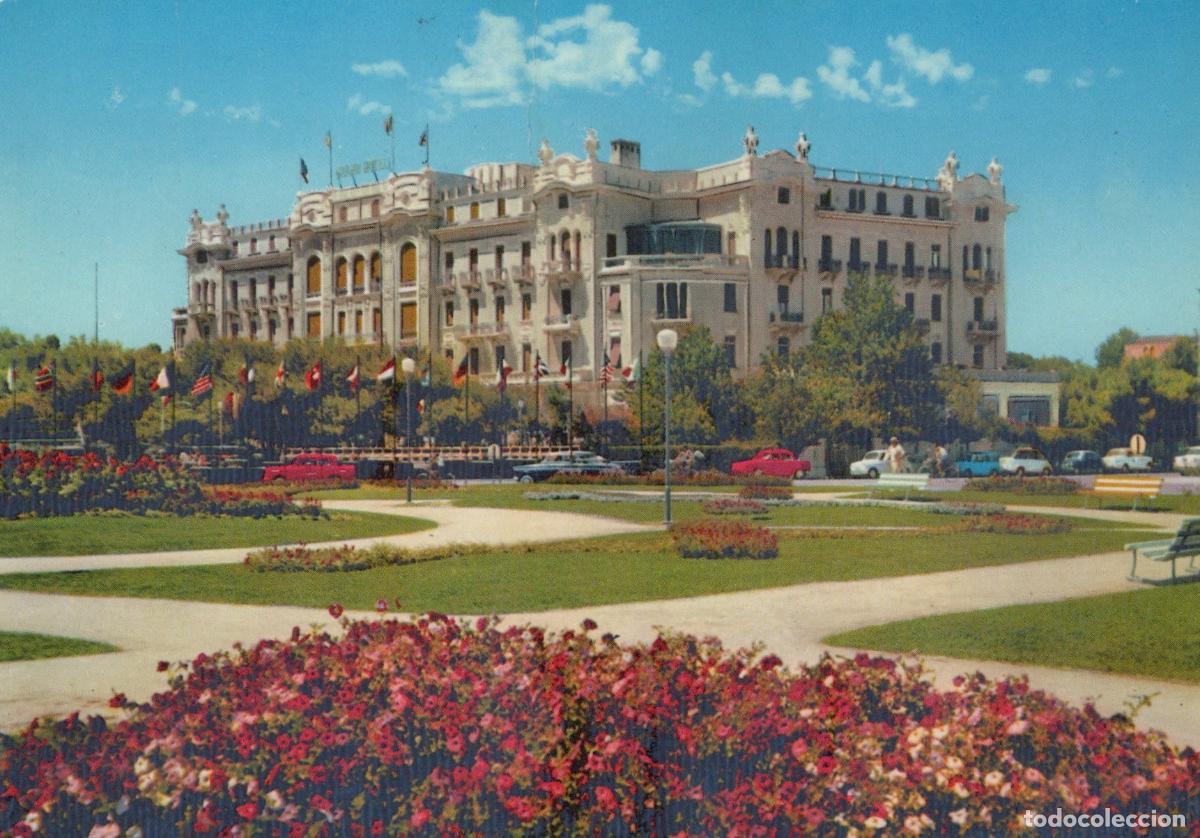 Postales: Italy Rimini Grand Hotel With Beautiful Flower Gardens in Unposted *YAR022
