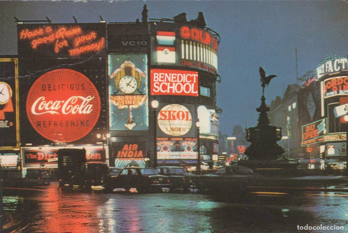 Postales: United Kingdom London Piccadilly Circus Night View With Neon Signs and *YAR021