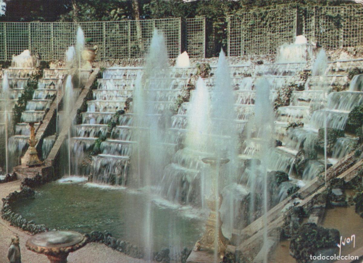 Postales: France Versailles Chateau Bosquet des Rocailles or Salle de Bal Fountain *YAR367