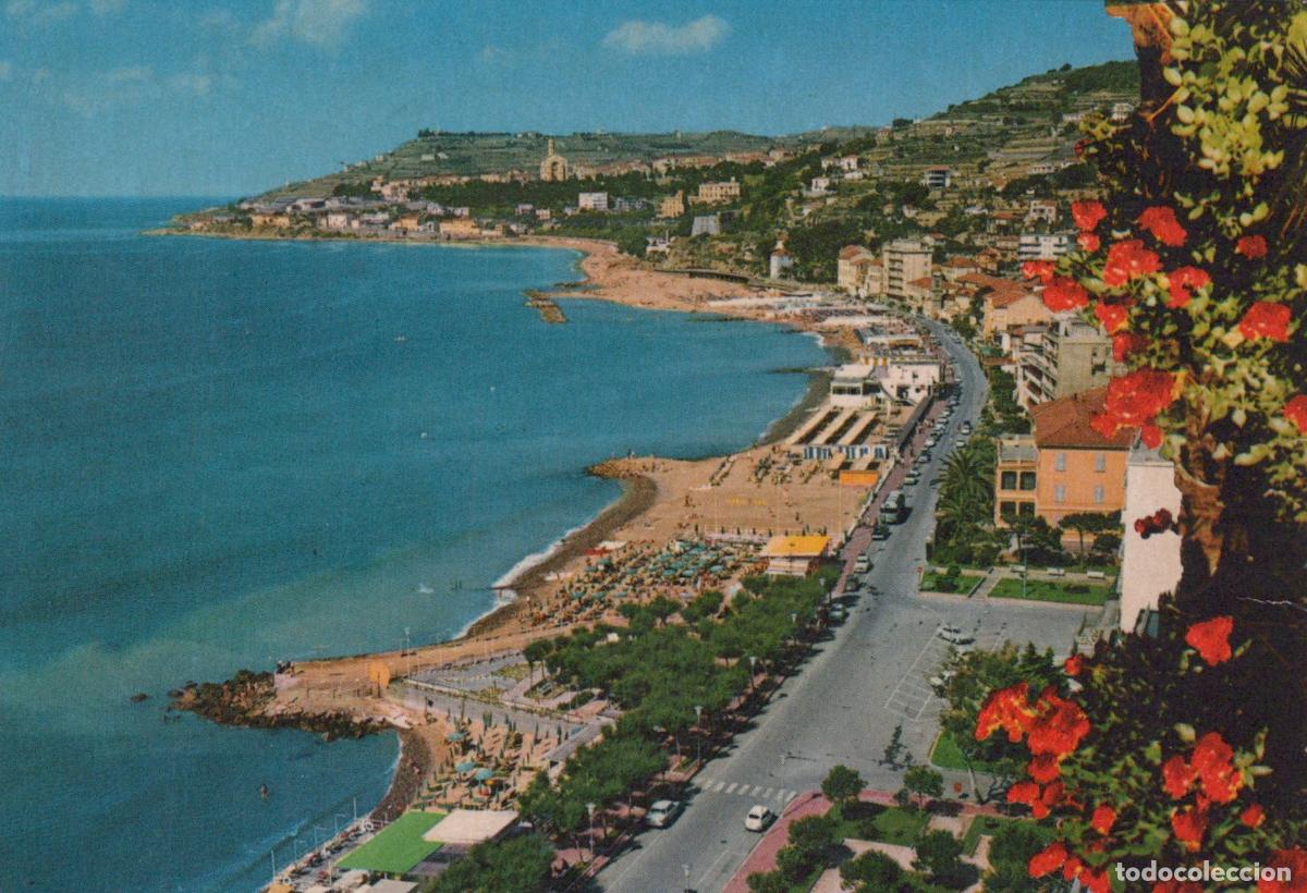 Postcards: Italy Arma DI Taggia Riviera Dei Fiori Beach and Promenade *YAR493