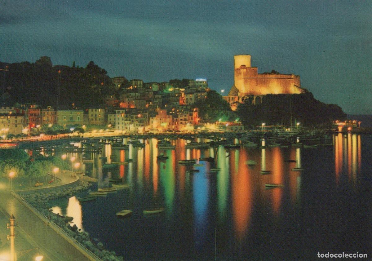 Postales: Italy Lerici Night View of Harbor With Castle and Boats Reflections *YAR607